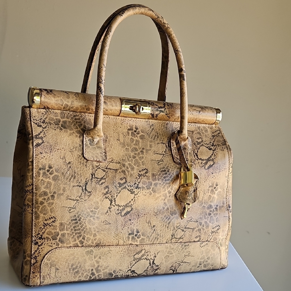 Elegant Tan Snake Print Handbag